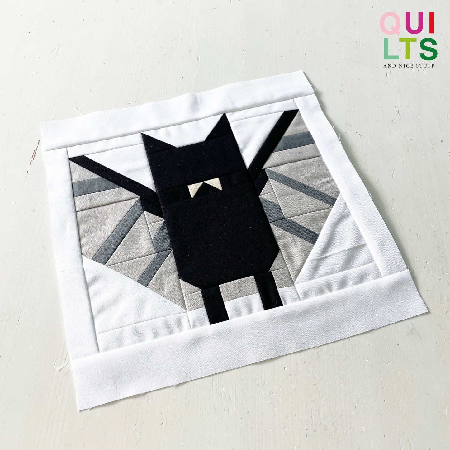 Bat – PDF Quilt Block Pattern