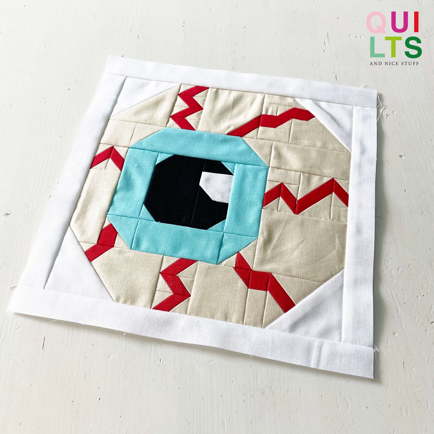 Blutunterlaufenes Auge – PDF Quilt Block Anleitung