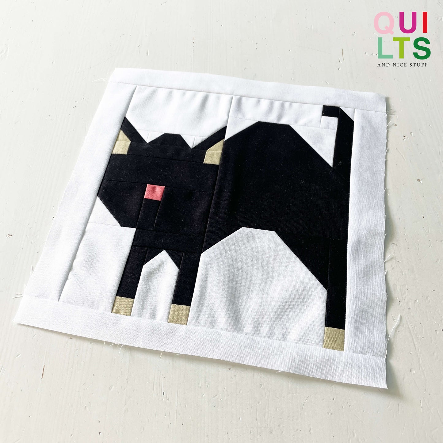 Humpbacked Cat – PDF Quilt Block Pattern