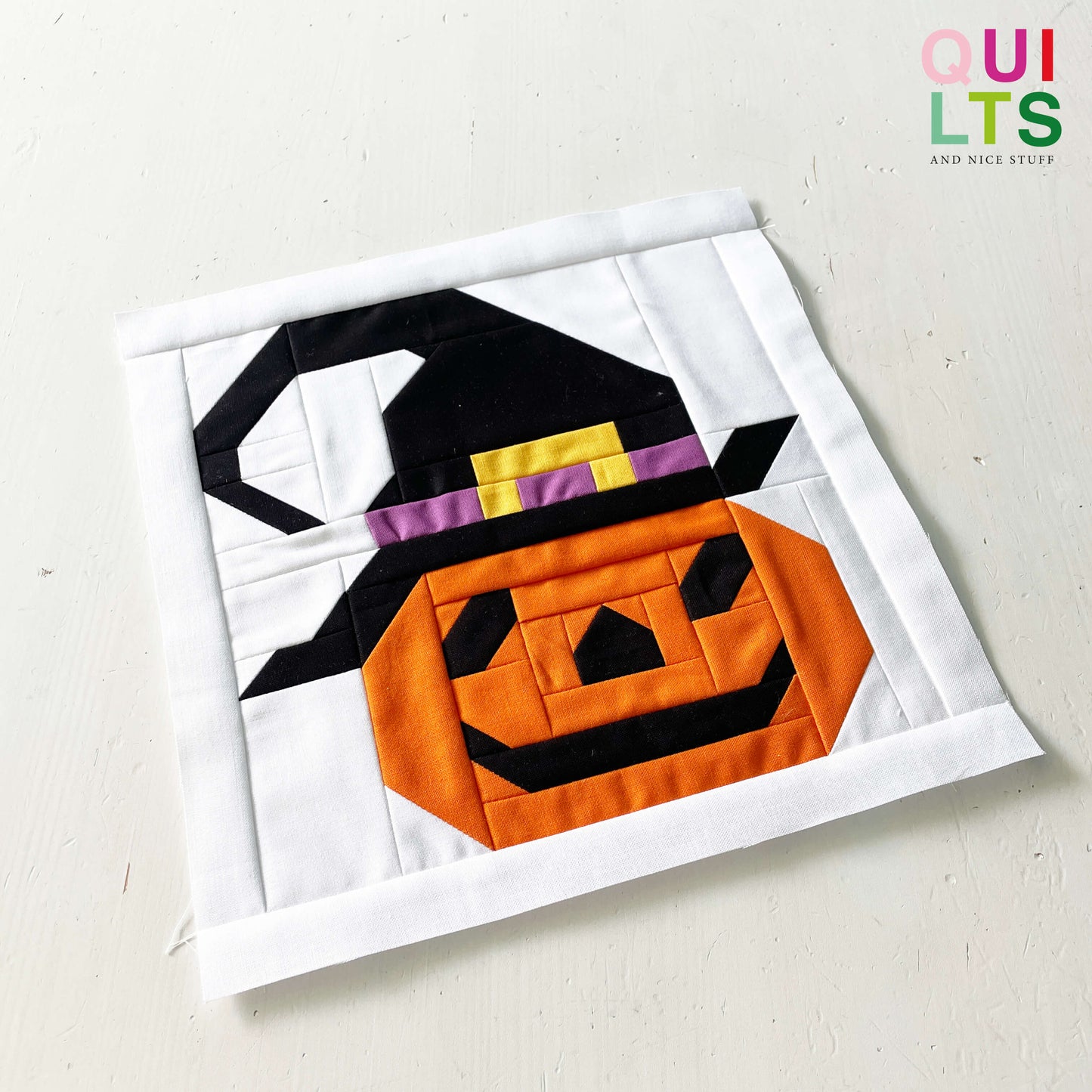 Pumpkin with hat – PDF Quilt Block Pattern