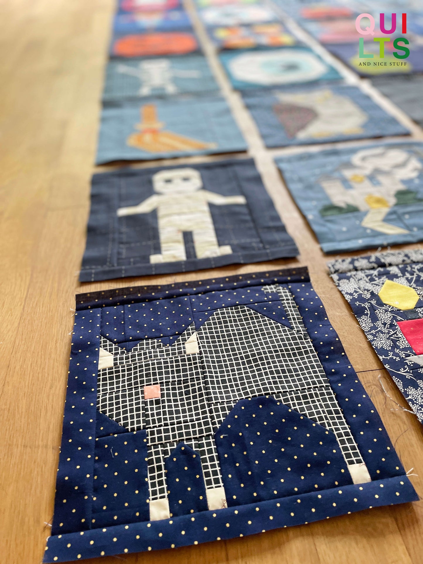 Humpbacked Cat – PDF Quilt Block Pattern
