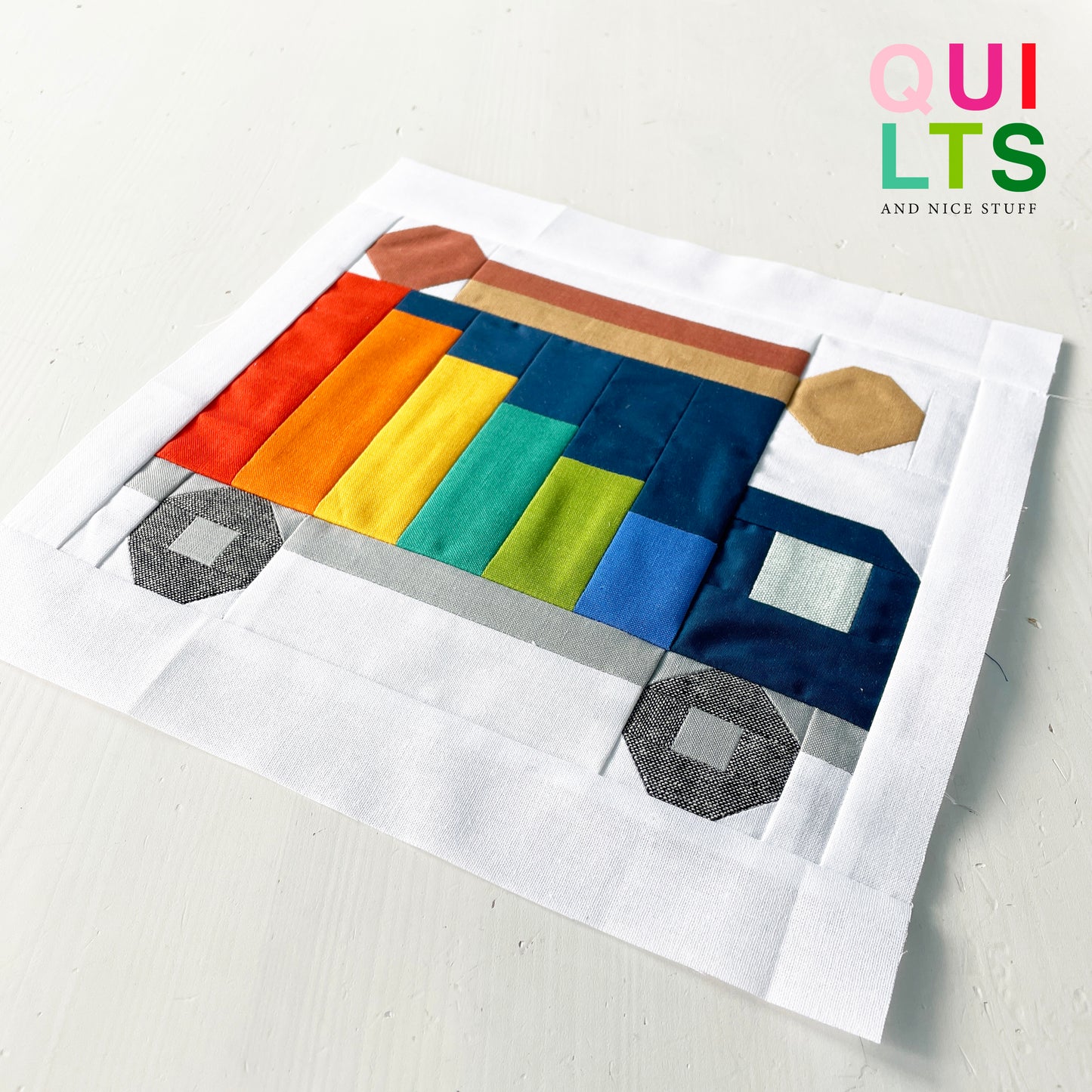 Xylophon Truck – PDF Quilt Block Pattern