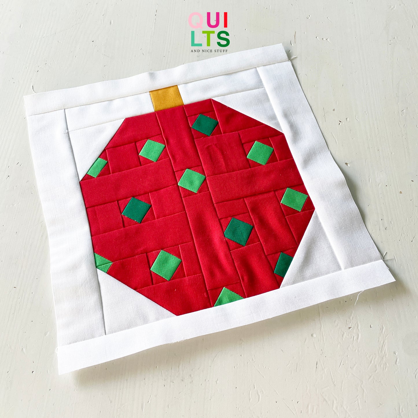 Weihnachtsbaumkugel 6 – PDF Quilt Block Anleitung