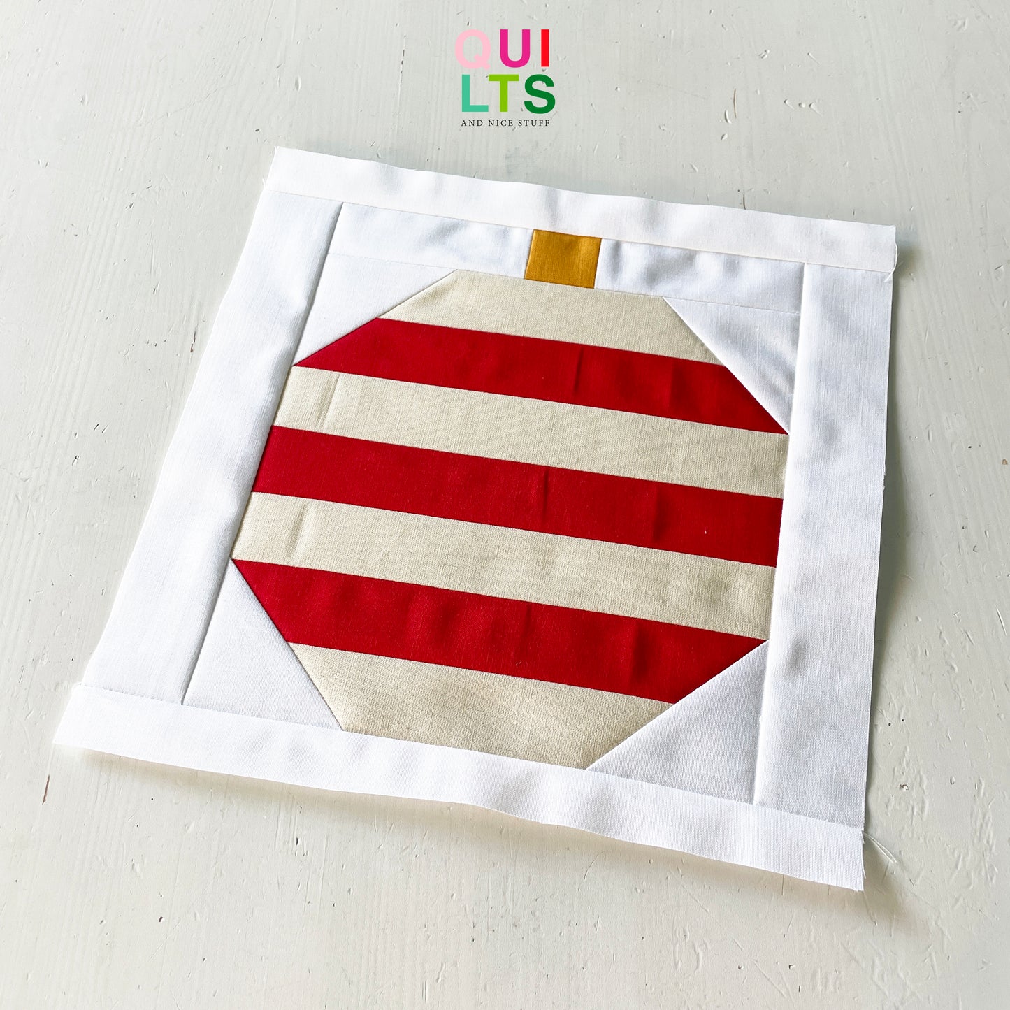 Weihnachtsbaumkugel 7 – PDF Quilt Block Anleitung