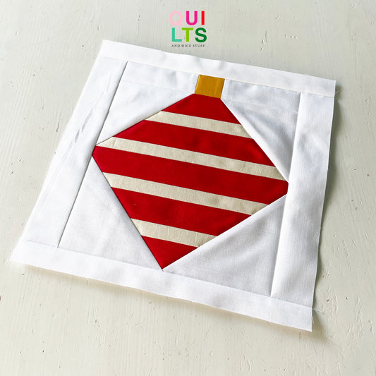 Weihnachtsbaumkugel 8 – PDF Quilt Block Anleitung