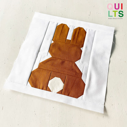 Rabbit from behind – PDF Quilt Block Pattern