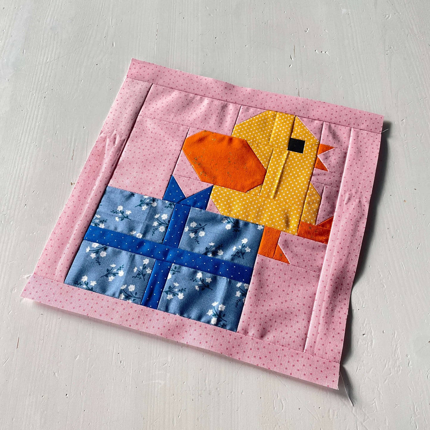 Chick with Gift – PDF Quilt Block Pattern