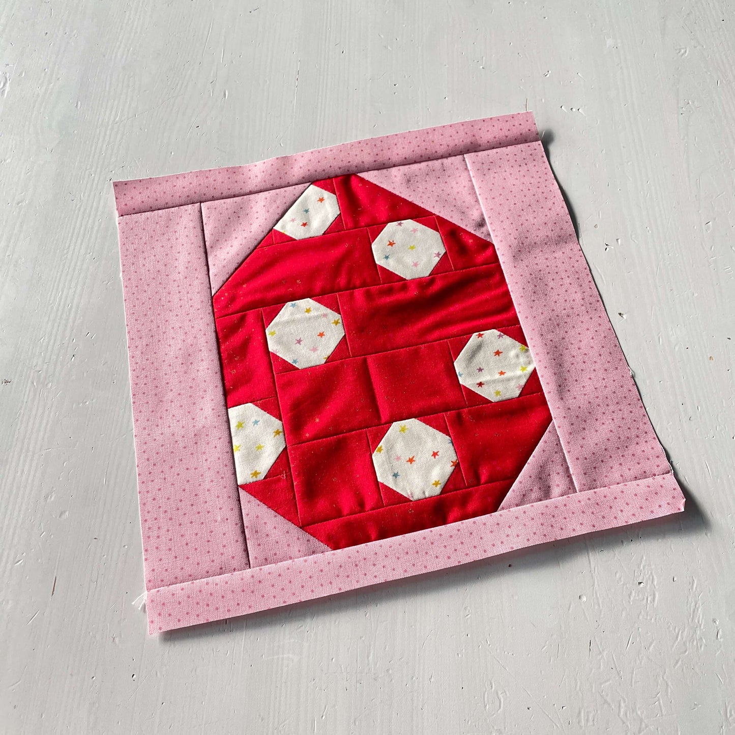 Gepunktetes Osterei – PDF Quilt Block Anleitung