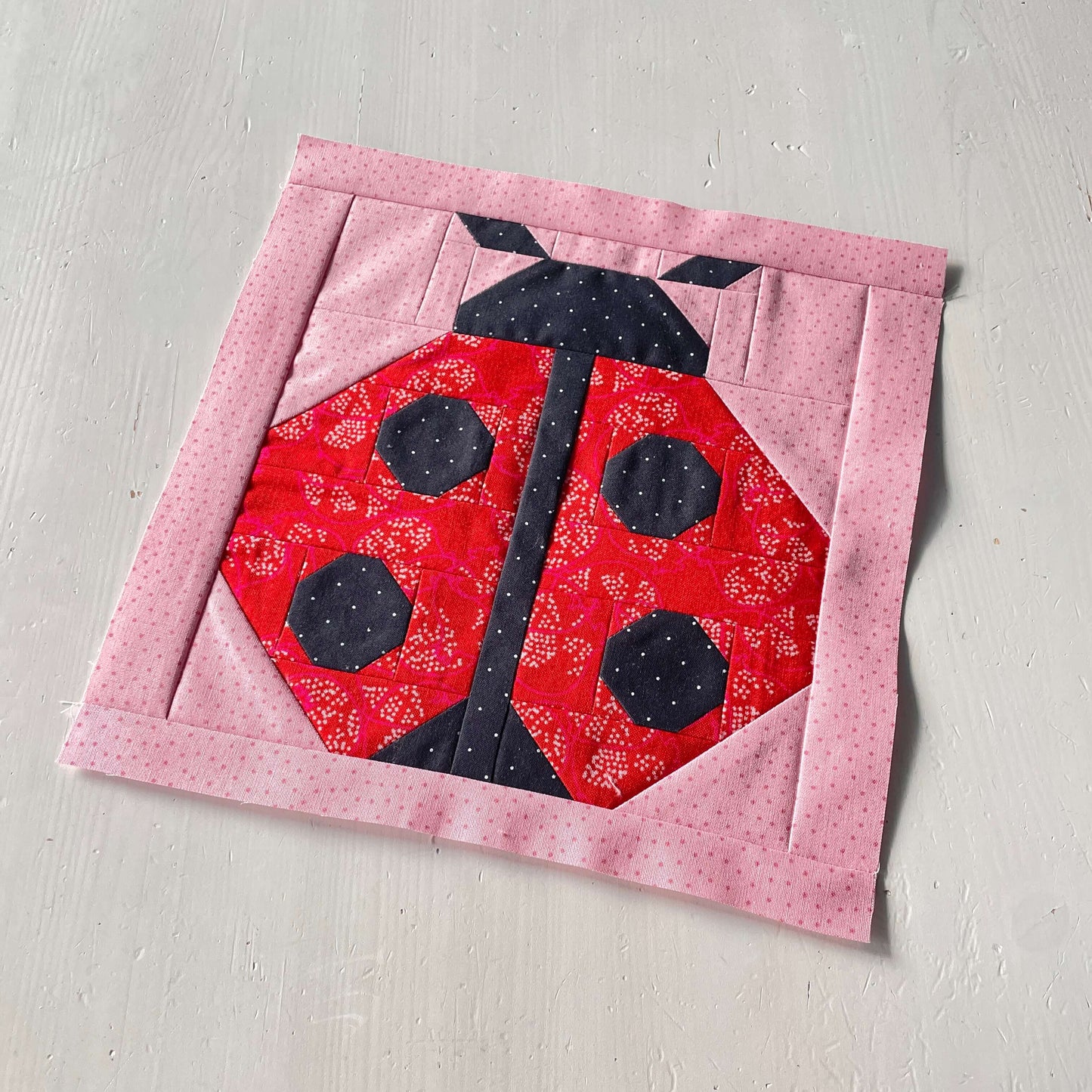 Ladybug – PDF Quilt Block Pattern