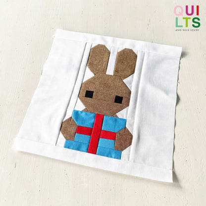 Hase mit Geschenk – PDF Quilt Block Anleitung