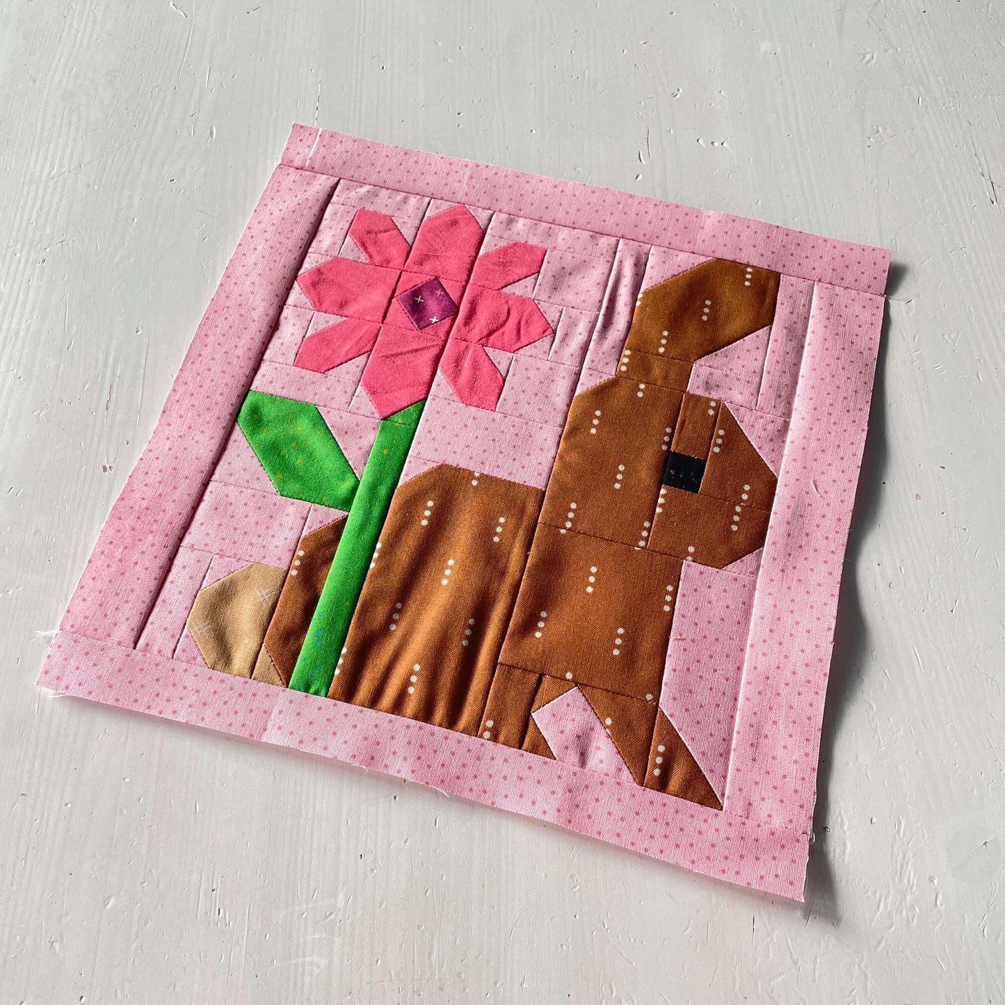 Hase mit Blume – PDF Quilt Block Anleitung