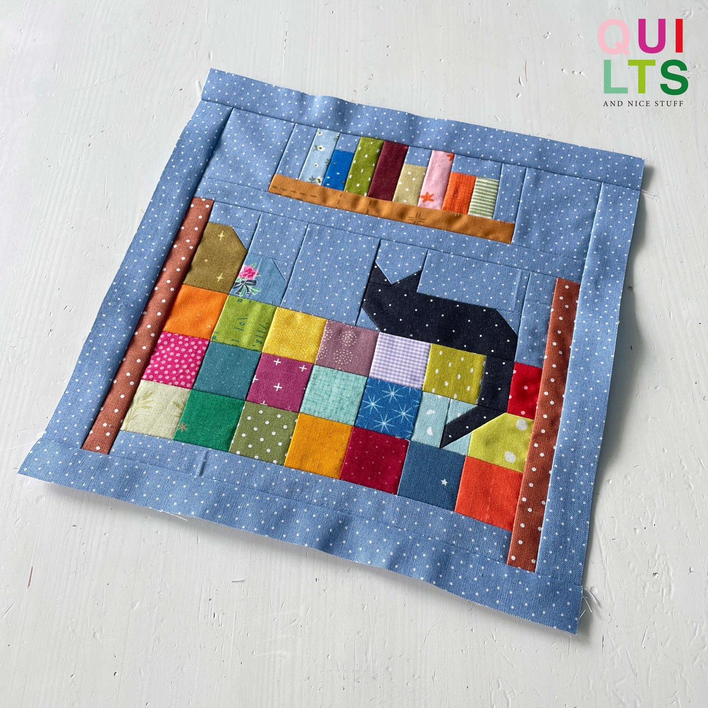 Bett mit Quilt – PDF Quilt Block Anleitung