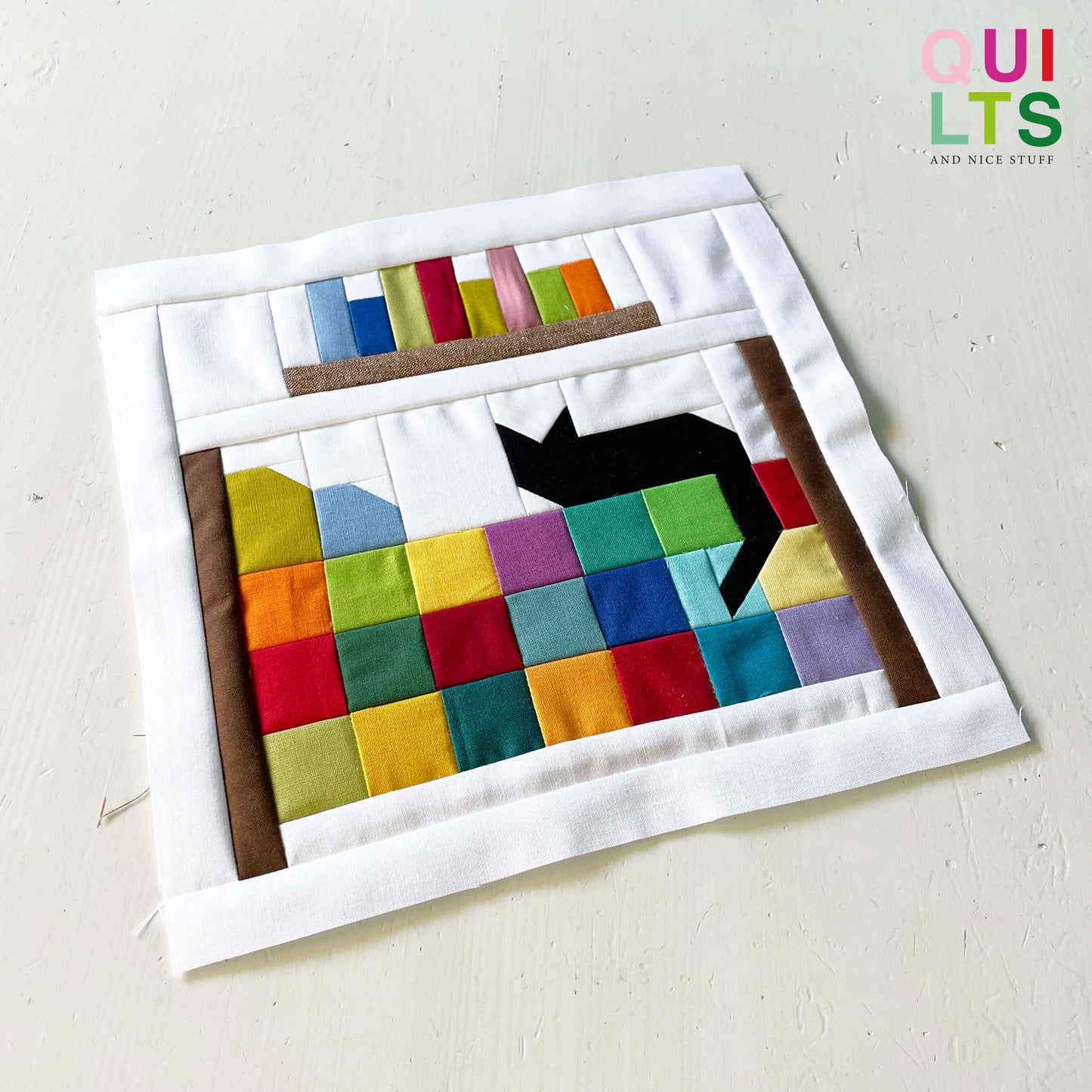 Bett mit Quilt – PDF Quilt Block Anleitung