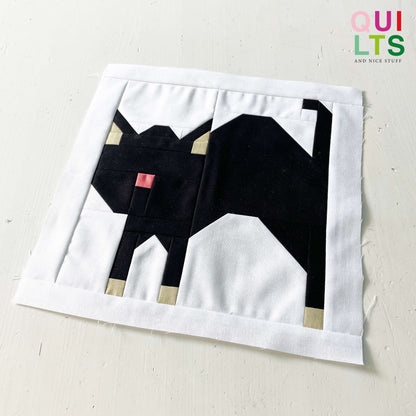 Humpbacked Cat – PDF Quilt Block Pattern