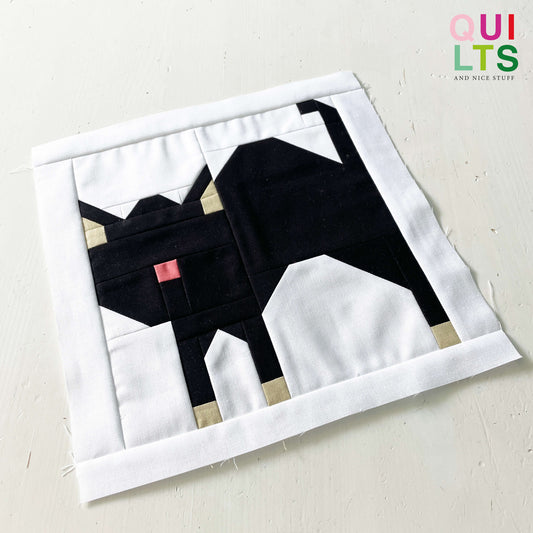 Humpbacked Cat – PDF Quilt Block Pattern