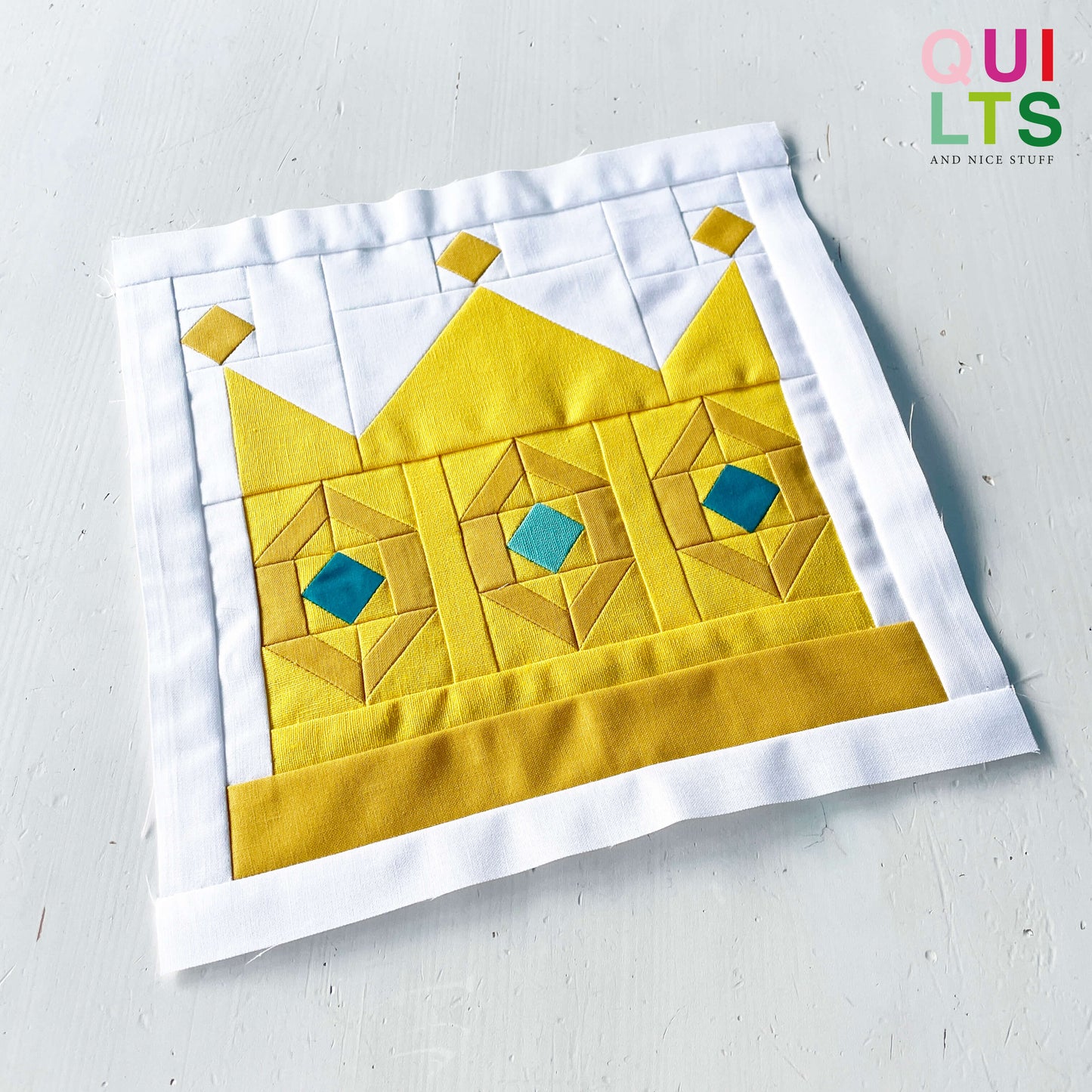 Crown 1 – PDF Quilt Block Pattern