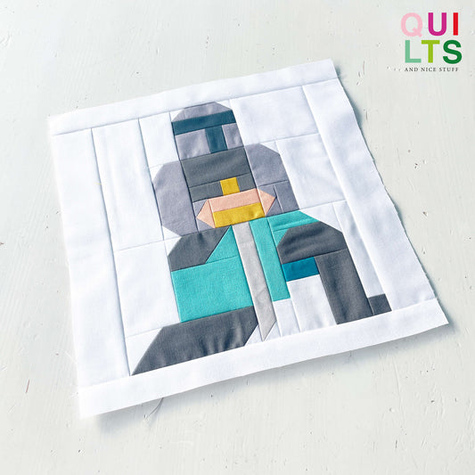 Kneeling Knight – PDF Quilt Block Pattern