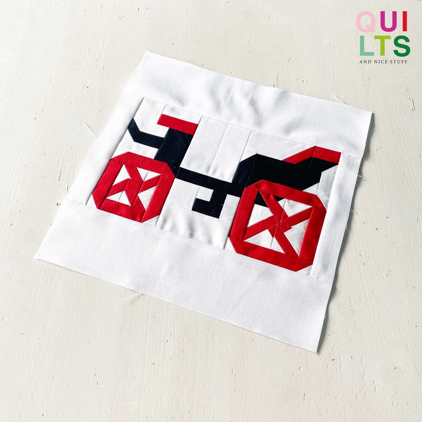 Medieval Carriage 2 – PDF Quilt Block Pattern