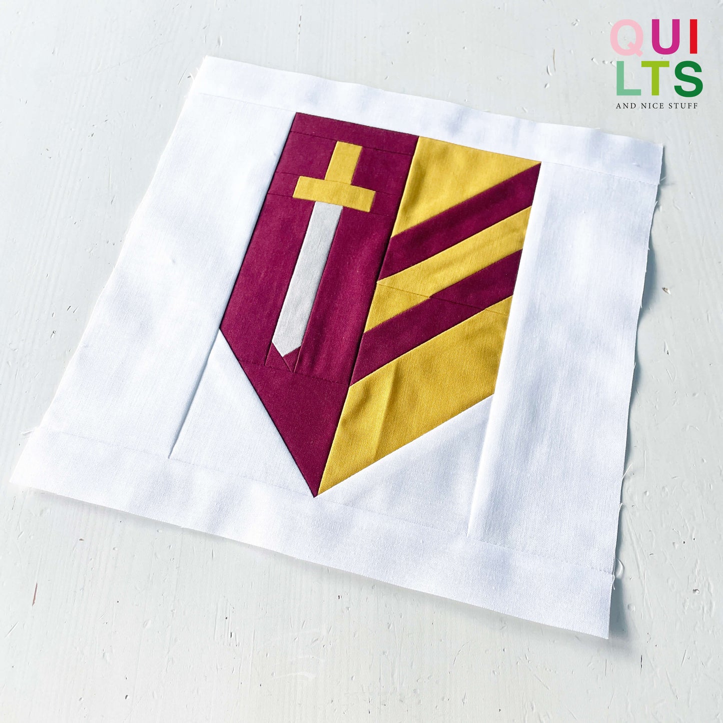 Shield 1 – PDF Quilt Block Pattern