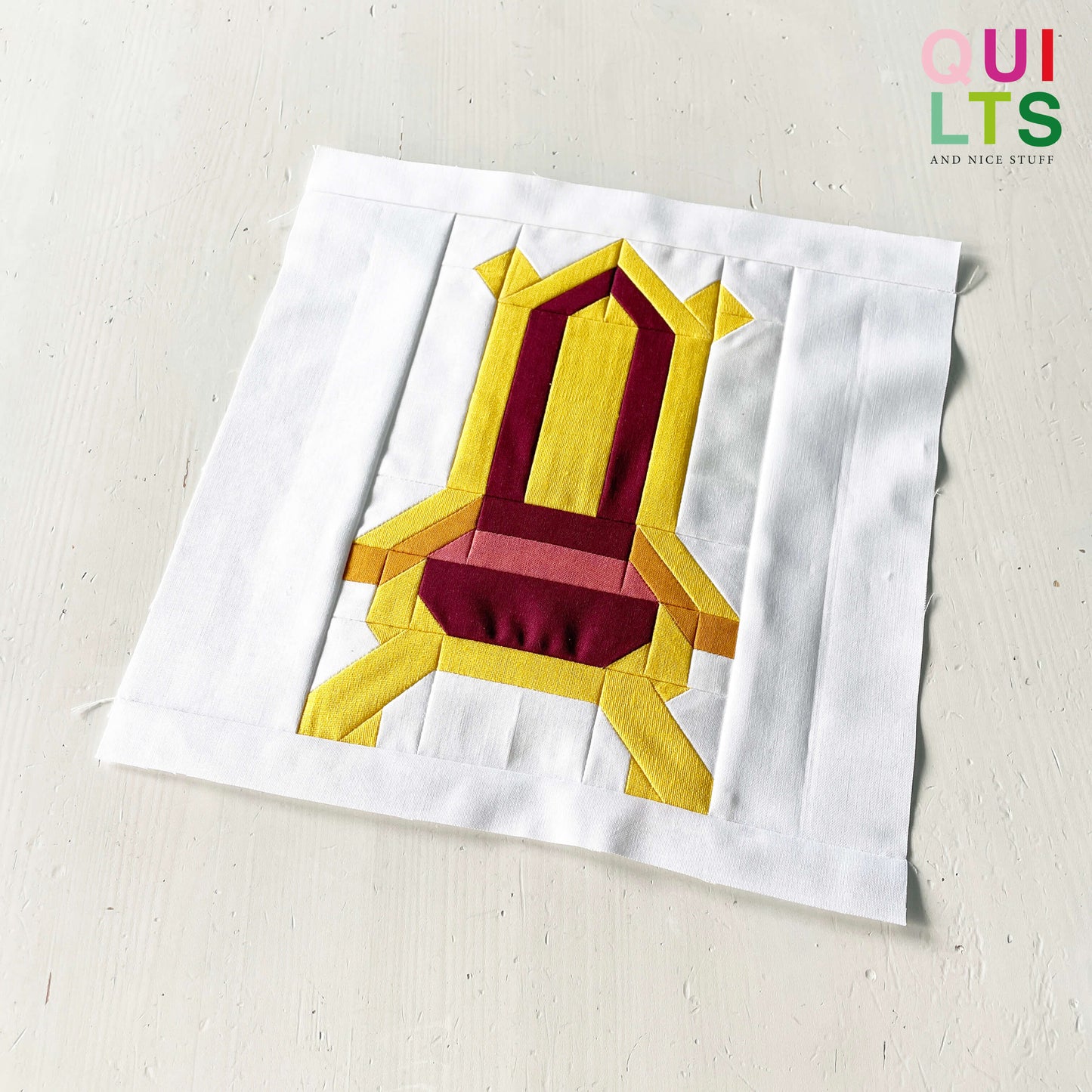 Throne 1 – PDF Quilt Block Pattern