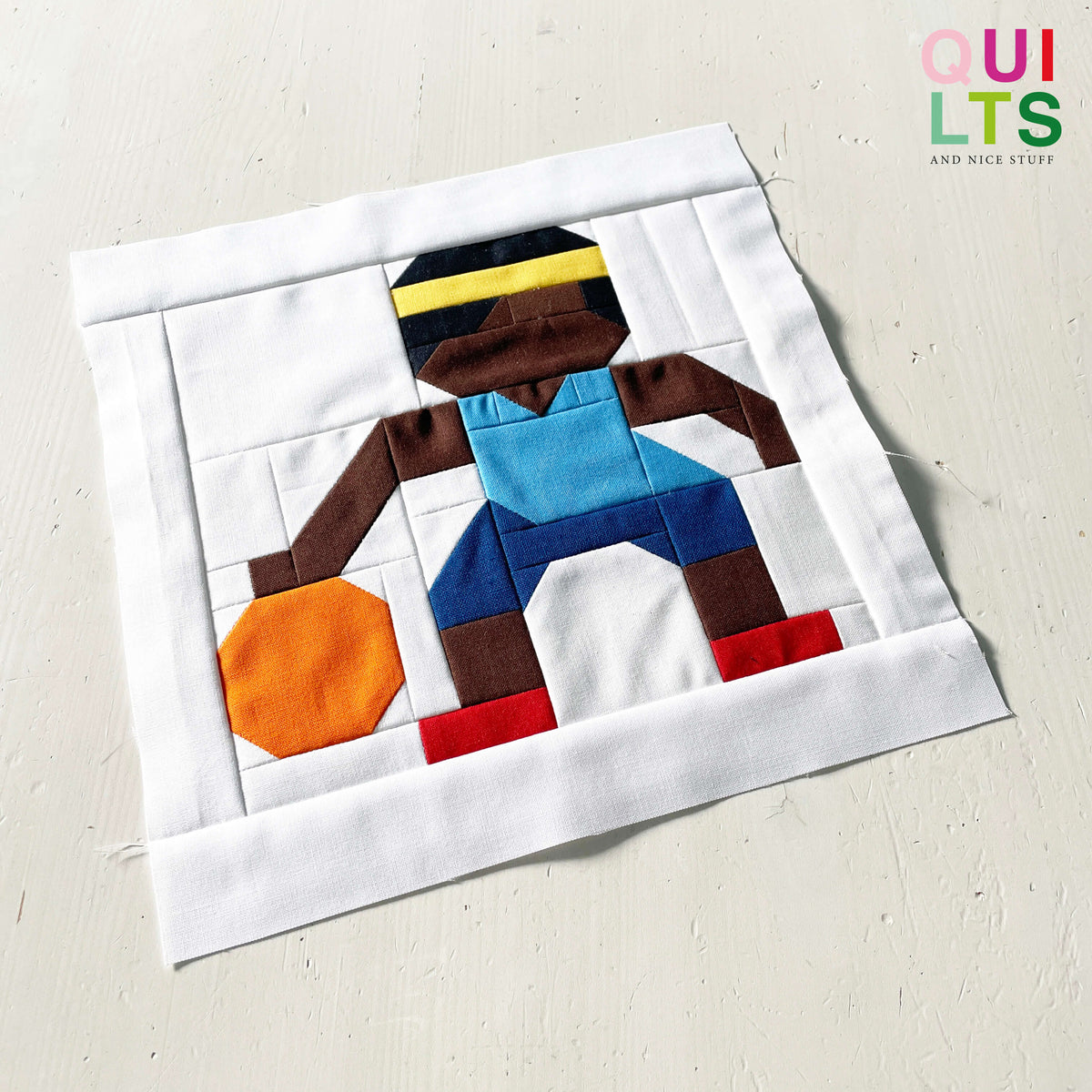 Basketball Player Drippling – PDF Quilt Block Pattern