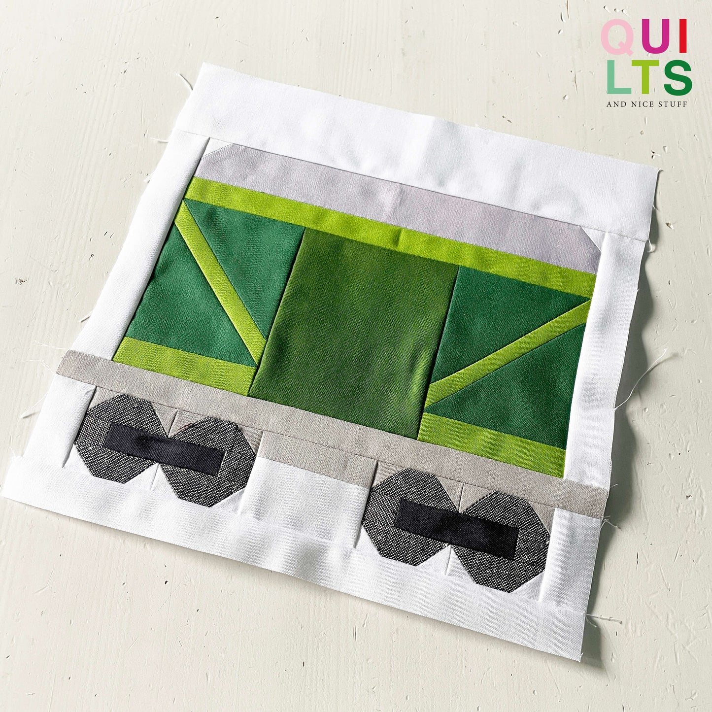 Cattle Car – PDF Quilt Block Pattern