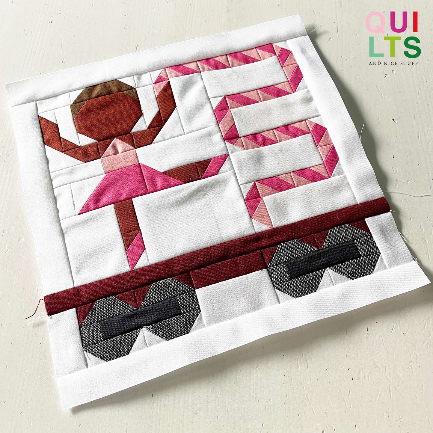 Zirkus-Bändertänzerin-Waggon – PDF Quilt Block Anleitung