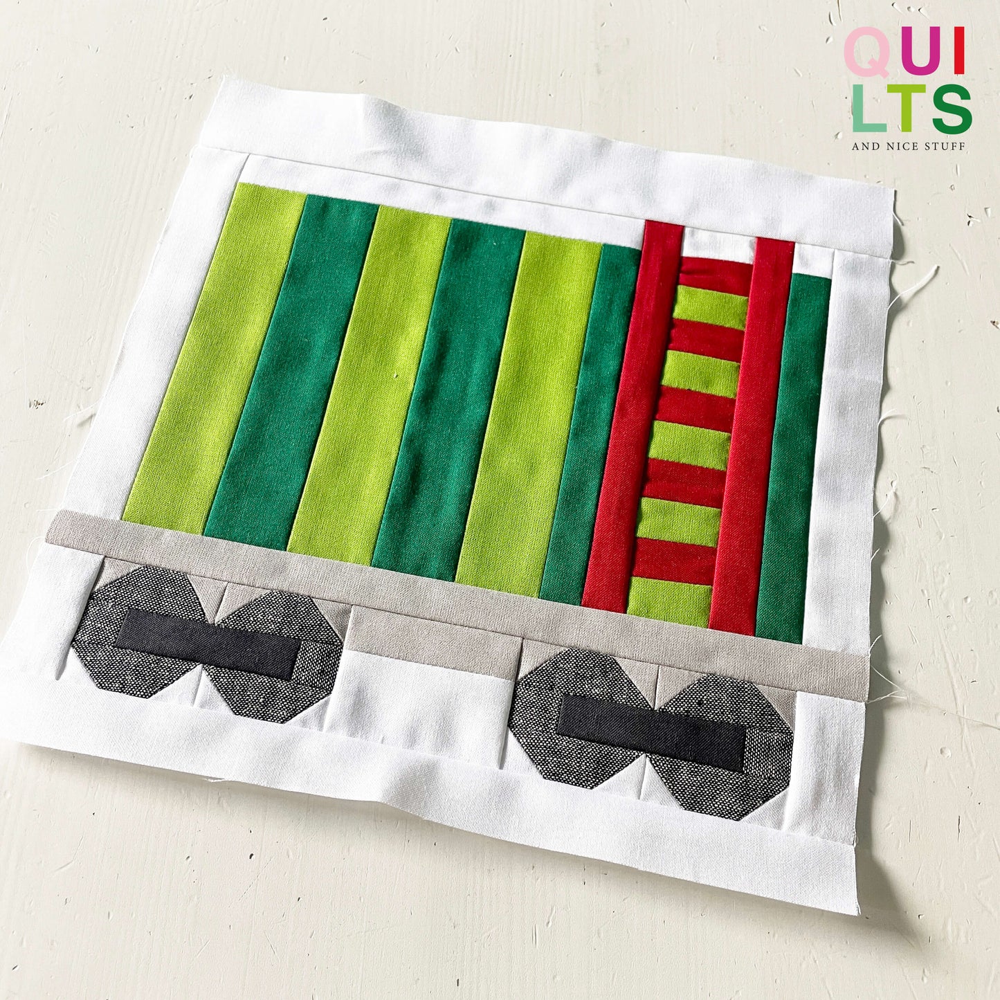 Stahlcontainerwaggon – PDF Quilt Block Anleitung