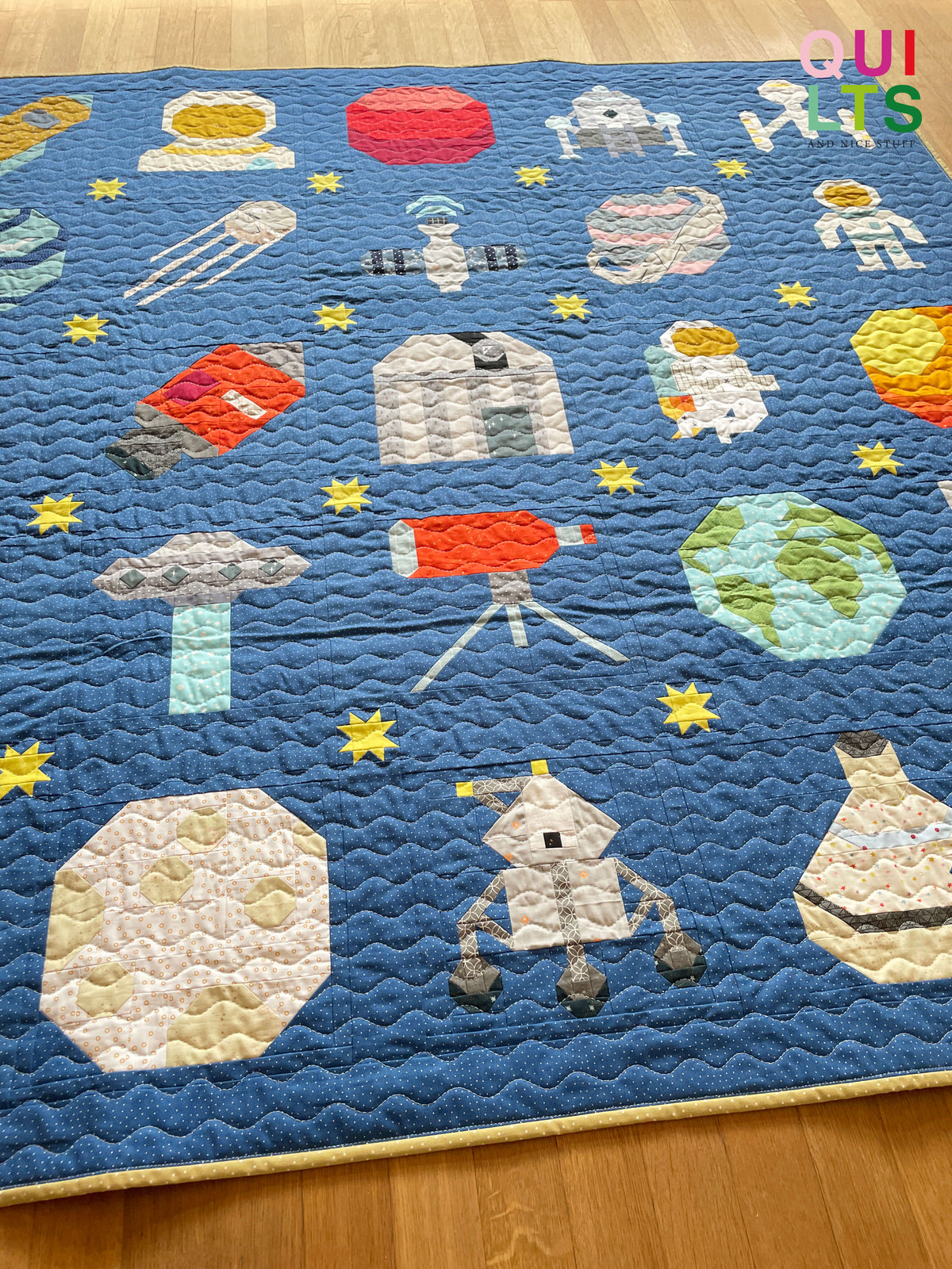 PDF Anleitungspaket – 30 Weltraum Quilt Blöcke