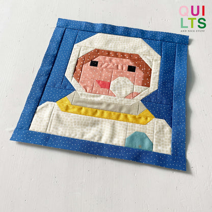 Astronaut Head – PDF Quilt Block Pattern