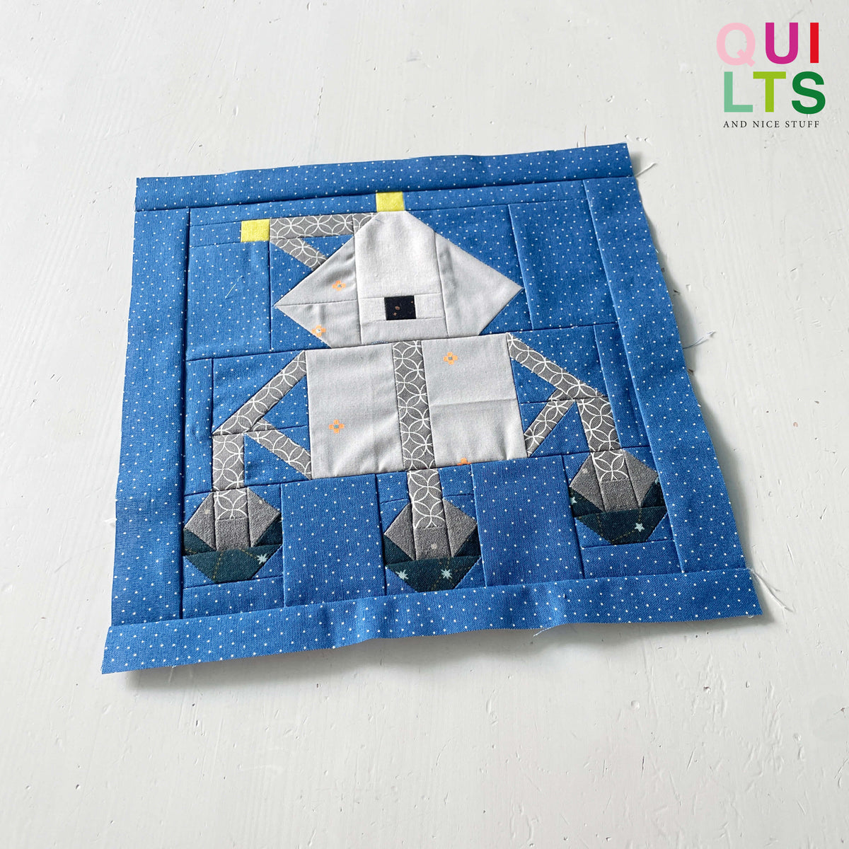 Mars Lander – PDF Quilt Block Pattern