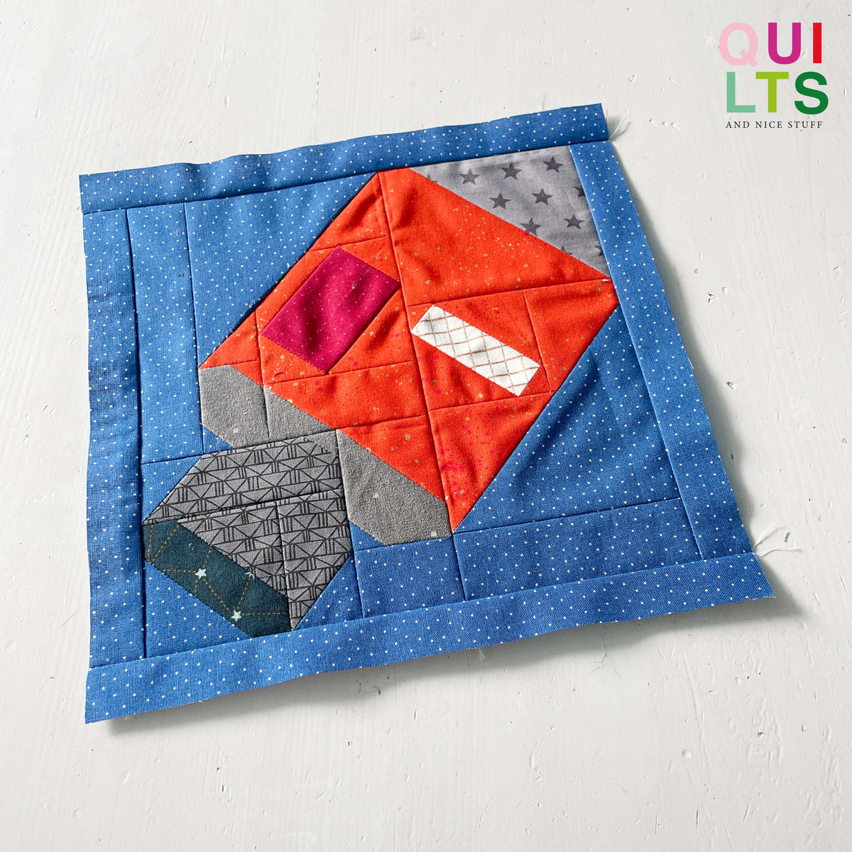 Space Capsule – PDF Quilt Block Pattern