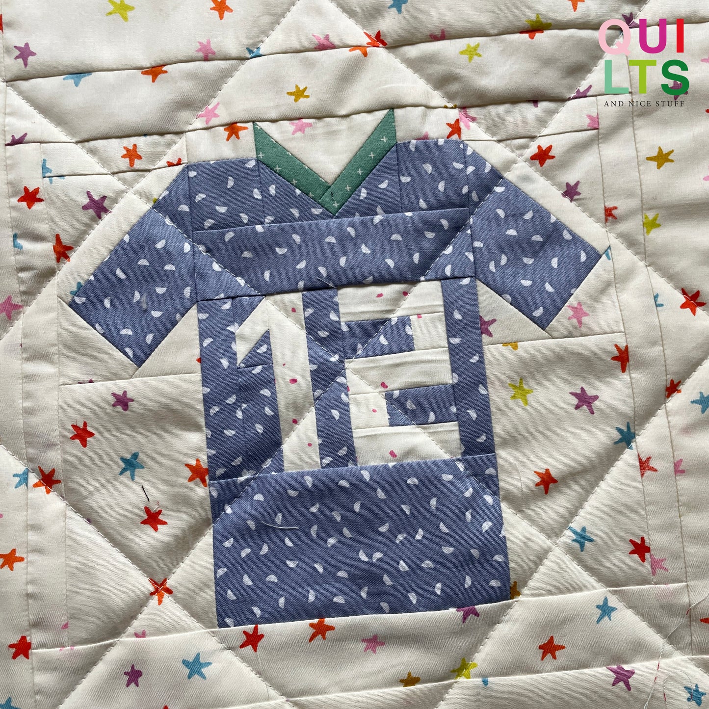 Fußball Trikot mit veränderbaren Nummern – PDF Quilt Block Anleitung