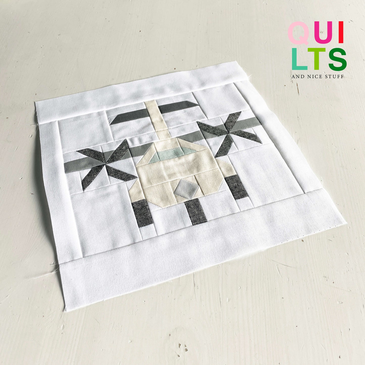 Propeller Aircraft – PDF Quilt Block Pattern